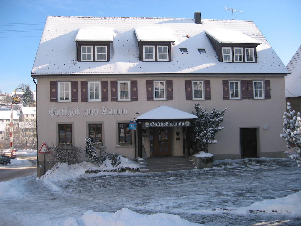 Gasthof Zum Lamm Gomadingen Eksteriør billede
